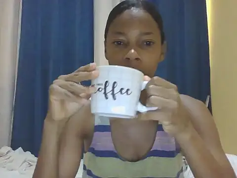 Snapshot of adele-33 chatting on 03-01-26, 02:17 adele-33 online show from 03-01-26, 02:17