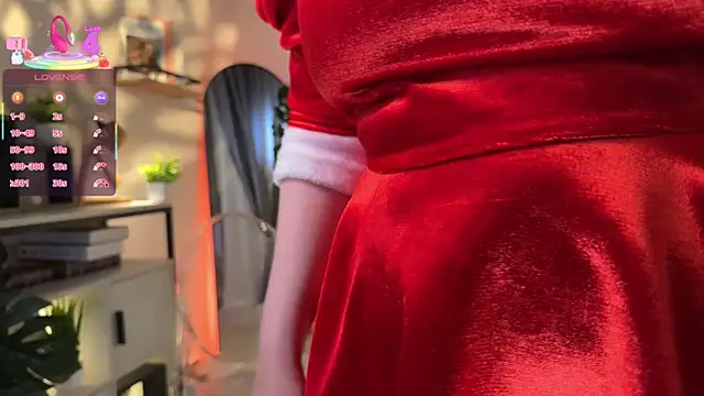 Lella Ryann  online show from 12-21-25, 04:08