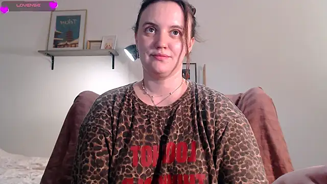 Snapshot of Lella_Ryann_ chatting on 06-20-26, 09:53 Lella Ryann online show from 06-20-26, 09:53
