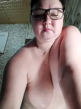 Holly-69 online show from 07-16-26, 04:59