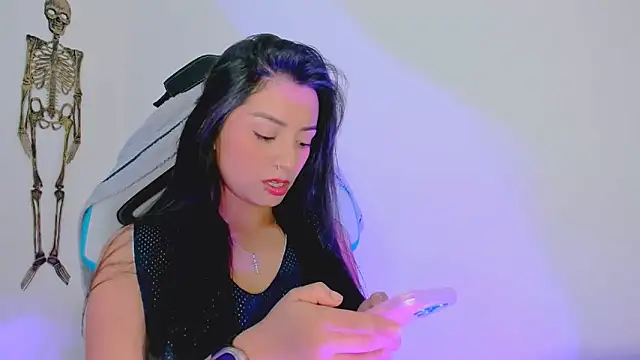 missycanoo online show from 10-19-25, 11:40