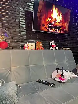 missycanoo online show from 03-22-25, 03:20