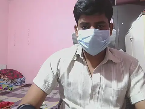 KissesBoyAD online show from 10-31-25, 06:26