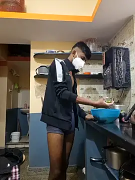 KissesBoyAD online show from 12-13-24, 07:15