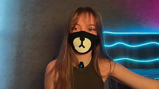 Your Little Bear online show from 05-17-26, 02:33