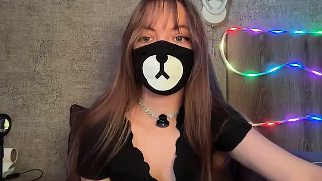 Your Little Bear online show from 06-17-26, 03:39