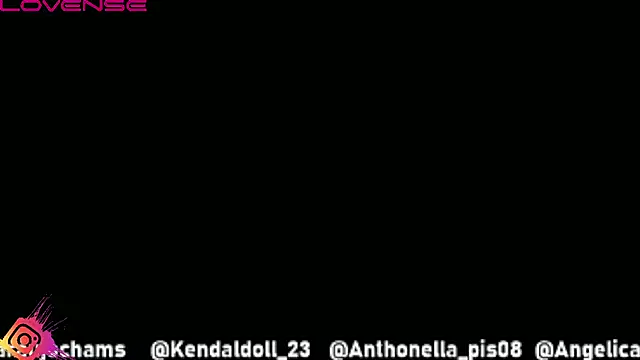Snapshot of hotexoticbrunettes_24cm chatting on 09-30-25, 09:26 hotexoticbrunettes 24cm online show from 09-30-25, 09:26