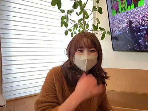   MiWa   online show from 12-03-24, 04:20