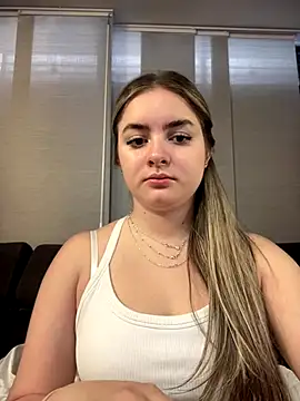 imlindapink online show from 09-24-25, 03:18