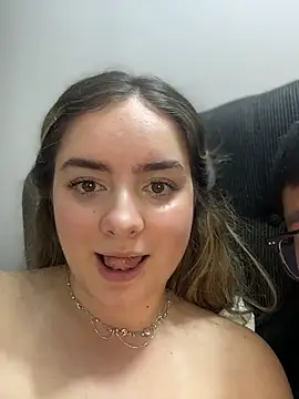 imlindapink online show from 12-02-25, 03:41