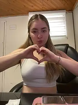 imlindapink online show from 02-13-26, 07:25