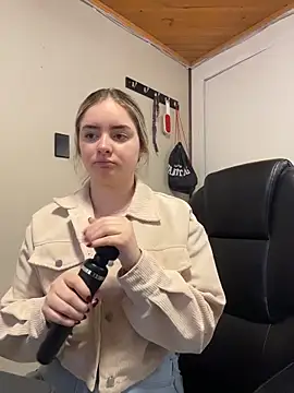 imlindapink online show from 02-27-26, 06:30