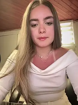 imlindapink online show from 09-29-25, 03:28