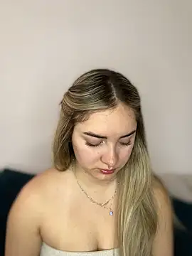 imlindapink online show from 01-15-26, 03:37