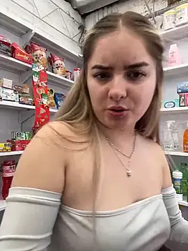 imlindapink online show from 04-20-26, 06:53