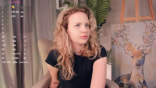 Snapshot of ElizavecaSunrise chatting on 06-14-26, 08:15 ElizavecaSunrise online show from 06-14-26, 08:15