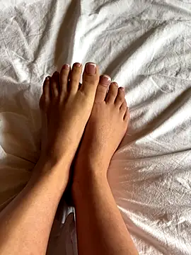 Jessica22years online show from 09-13-25, 02:28