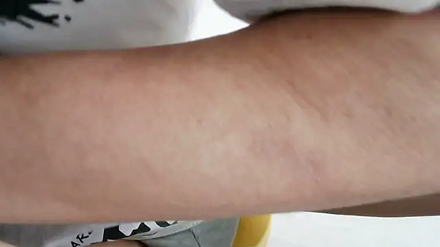 XiaoGuoGuo284512 online show from 12-03-25, 08:25