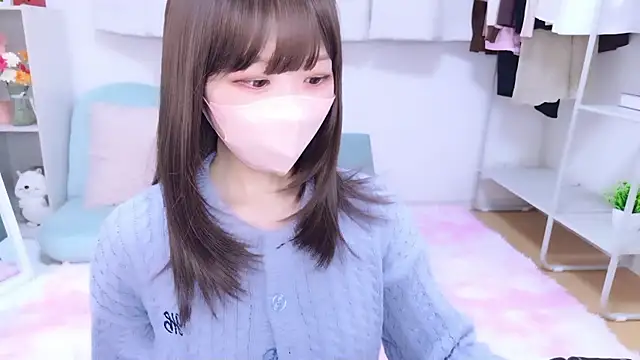 328 mitsuha online show from 11-08-25, 12:42