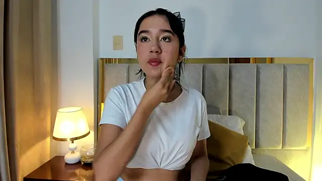 LaraGoldd online show from 09-19-25, 12:25