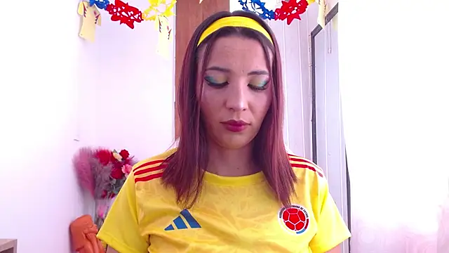 sapphiresexyhot online show from 06-17-26, 07:02