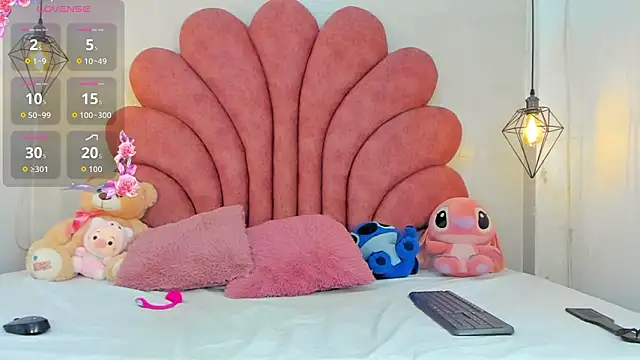 zamanthapalmer1 online show from 02-12-26, 12:43