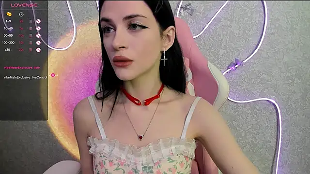Molly Crystall online show from 05-31-26, 03:23