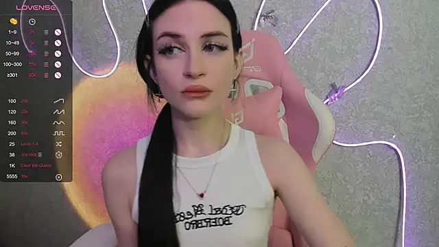 Molly Crystall online show from 07-01-26, 03:51