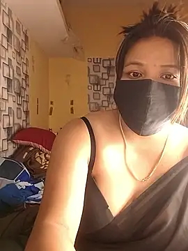 Snapshot of Radhikadavi879 chatting on 09-27-25, 05:41 Radhikadavi879 online show from 09-27-25, 05:41