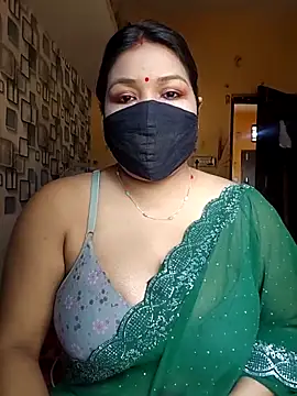 Radhikadavi879 online show from 12-14-25, 09:15