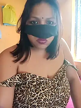 Snapshot of Radhikadavi879 chatting on 03-06-25, 09:36 Radhikadavi879 online show from 03-06-25, 09:36