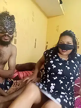 Snapshot of Radhikadavi879 chatting on 02-15-25, 06:55 Radhikadavi879 online show from 02-15-25, 06:55