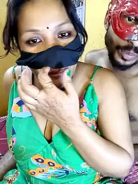 Snapshot of Radhikadavi879 chatting on 03-18-25, 07:55 Radhikadavi879 online show from 03-18-25, 07:55