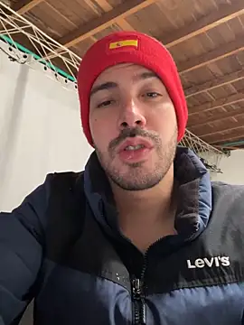 Guyinthemountain online show from 10-08-25, 04:29