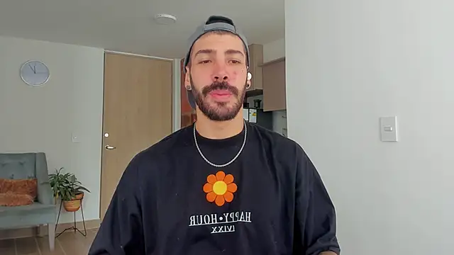 Guyinthemountain online show from 02-10-25, 03:32