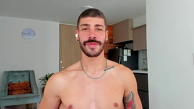 Guyinthemountain online show from 01-07-25, 04:16