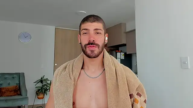 Guyinthemountain online show from 01-22-25, 03:07