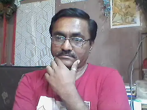 Snapshot of LOVEGURU_D chatting on 12-26-24, 11:54 LOVEGURU D online show from 12-26-24, 11:54