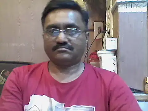 Snapshot of LOVEGURU_D chatting on 12-29-24, 03:45 LOVEGURU D online show from 12-29-24, 03:45