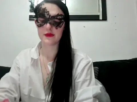 LexiSnowUK online show from 03-12-25, 08:20