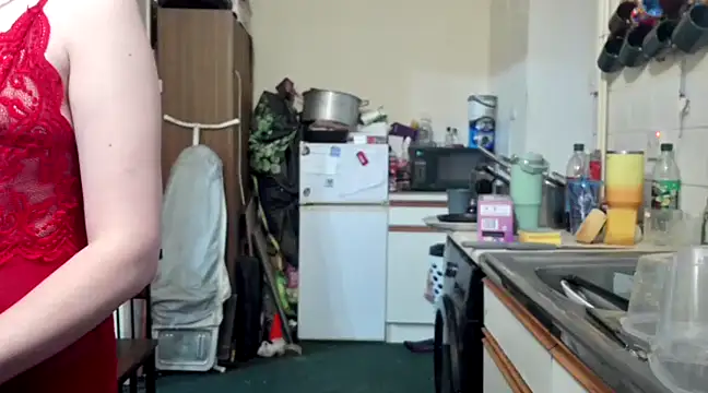 LexiSnowUK online show from 03-03-25, 05:31