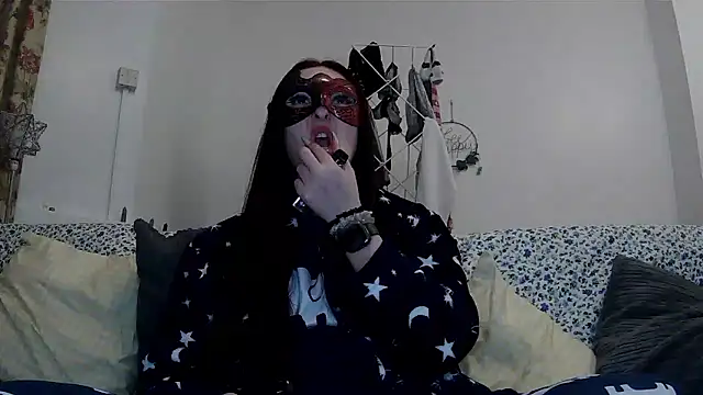 LexiSnowUK online show from 01-12-26, 09:41