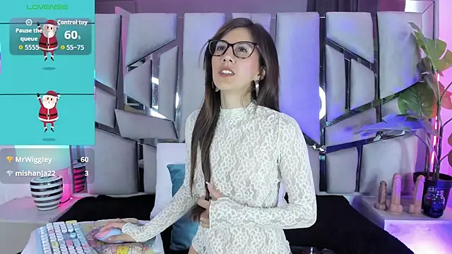  jade white  online show from 12-01-25, 01:34