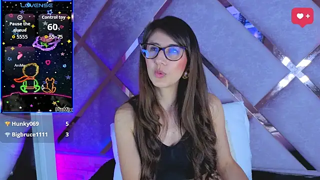  jade white  online show from 03-03-26, 03:08