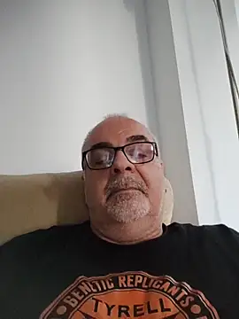 Snapshot of Satiro_Sevilla chatting on 04-18-26, 07:07 Satiro Sevilla online show from 04-18-26, 07:07
