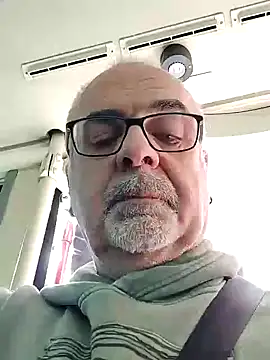 Satiro Sevilla online show from 11-25-25, 11:21