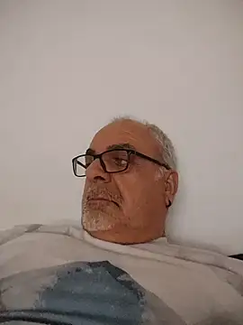 Snapshot of Satiro_Sevilla chatting on 06-03-26, 10:36 Satiro Sevilla online show from 06-03-26, 10:36