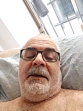 Satiro Sevilla online show from 09-24-25, 03:18