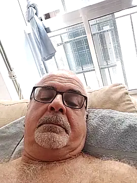 Satiro Sevilla online show from 09-15-25, 05:13