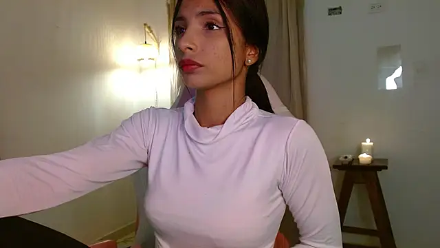 AnnitaSerna  online show from 04-08-26, 03:52